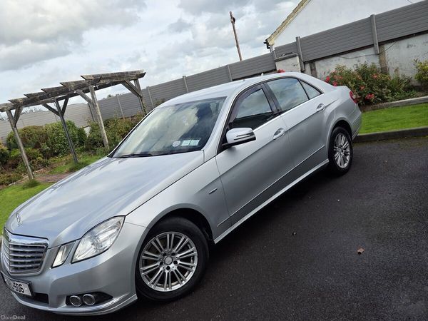 Mercedes-Benz E-Class Saloon, Diesel, 2011, Silver