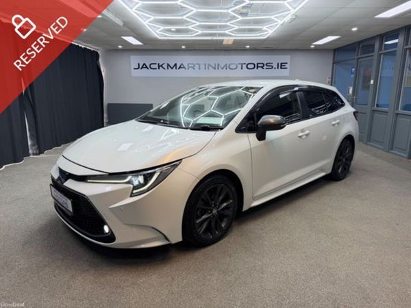 Toyota Corolla Estate, Petrol Hybrid, 2021, White
