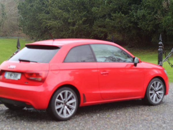 Audi A1 Hatchback, Petrol, 2011, Red