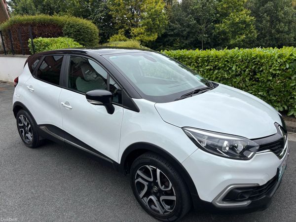 Renault Captur Hatchback, Petrol, 2020, White
