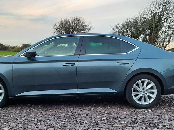 Skoda Superb Saloon, Diesel, 2016, Grey