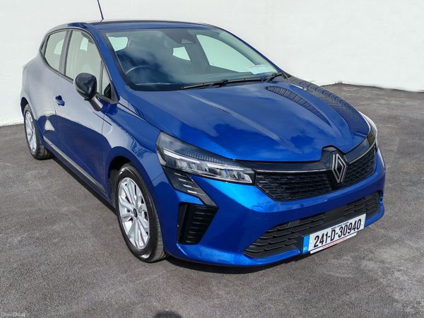 Renault Clio Hatchback, Petrol, 2024, Blue