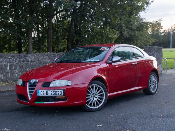 Alfa Romeo GT Coupe, Diesel, 2007, Red