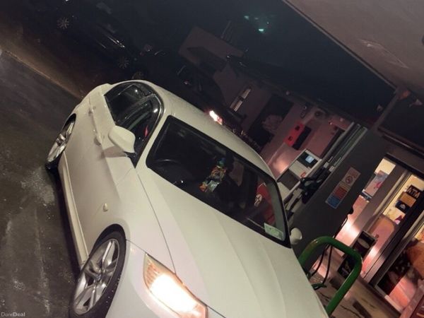 BMW 3-Series Saloon, Diesel, 2010, White
