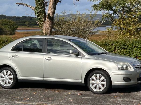 Toyota Avensis Saloon, Petrol, 2007, Silver