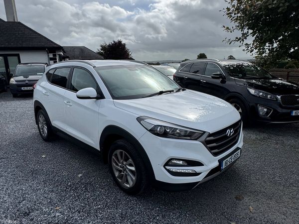 Hyundai Tucson SUV, Diesel, 2016, White