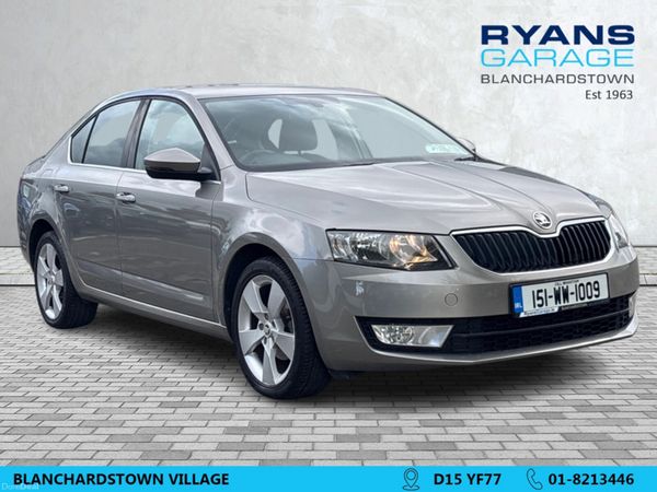 Skoda Octavia Hatchback, Diesel, 2015, Beige