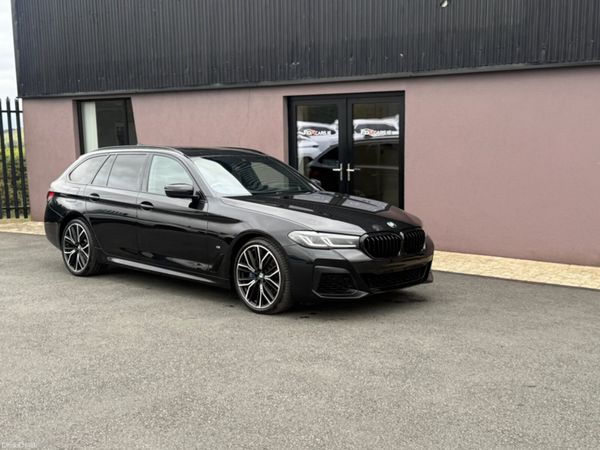 BMW 5-Series Estate, Diesel Hybrid, 2023, Black