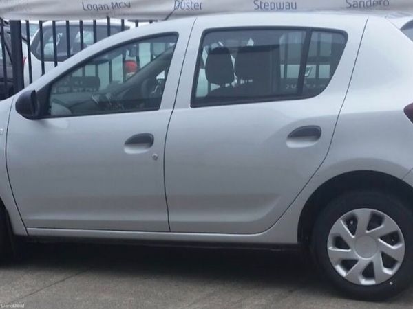 Dacia Sandero Hatchback, Petrol, 2017, Grey