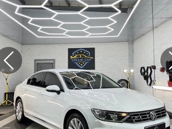Volkswagen Passat Saloon, Diesel, 2016, White