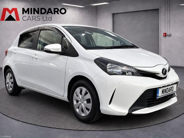 Toyota Yaris Hatchback, Petrol, 2016, White