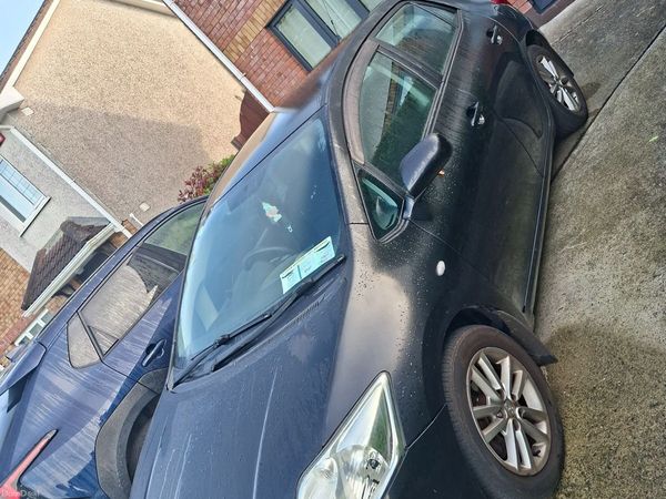 Toyota Auris Hatchback, Diesel, 2010, Black