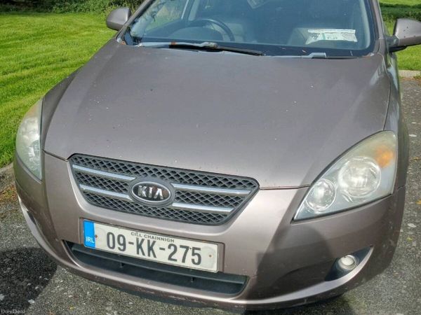 Kia Ceed Estate, Diesel, 2009, Beige