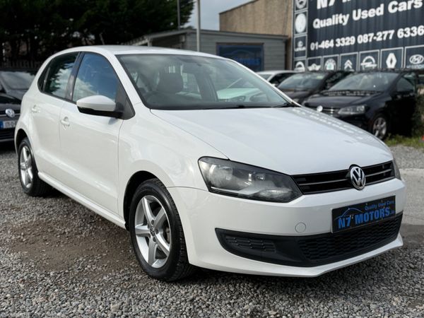 Volkswagen Polo Hatchback, Petrol, 2012, White