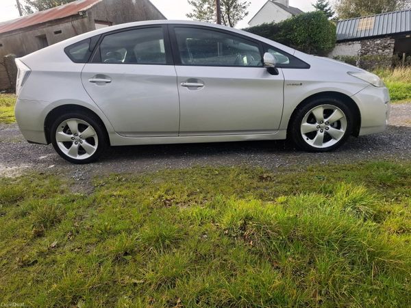 Toyota Prius Hatchback, Petrol Hybrid, 2010, Silver