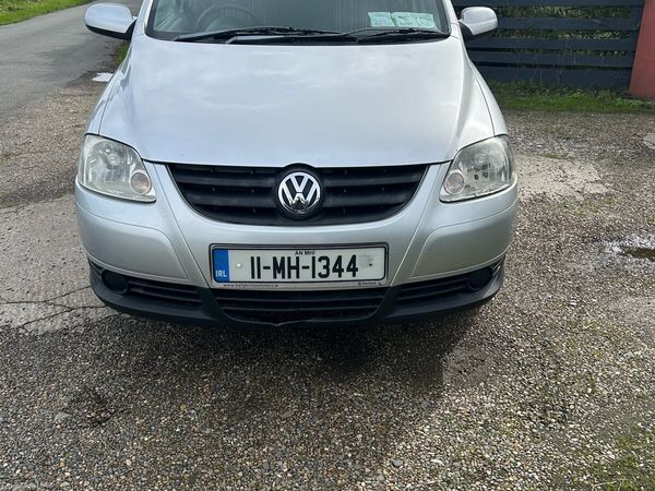 Volkswagen Fox Hatchback, Petrol, 2011, Silver
