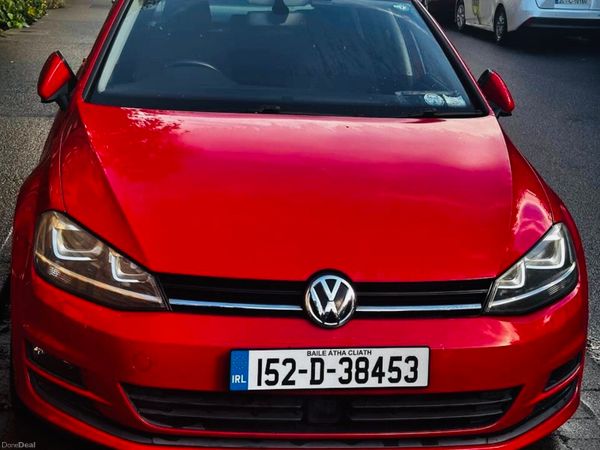 Volkswagen Golf Hatchback, Petrol, 2015, Red