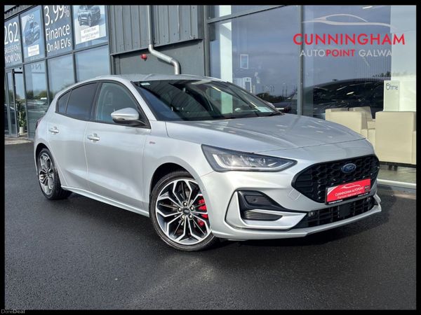 Ford Focus Hatchback, Petrol, 2025, Silver
