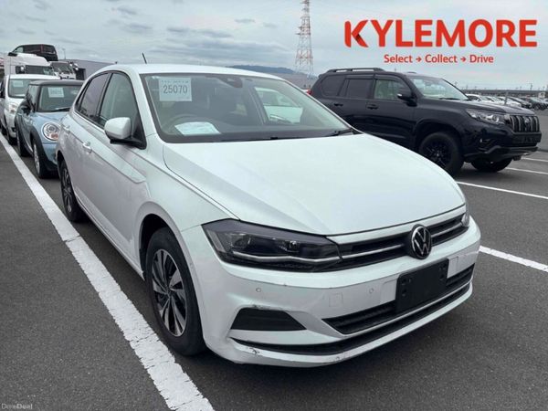 Volkswagen Polo Hatchback, Petrol, 2021, White