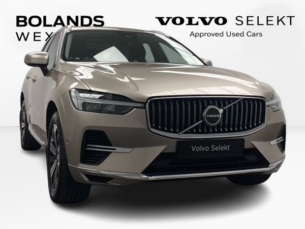 Volvo XC60 SUV, Petrol Plug-in Hybrid, 2023, Gold