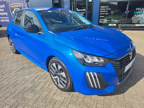 Peugeot 208 Hatchback, Petrol, 2025, Blue