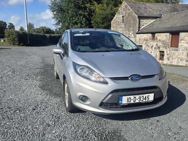 Ford Fiesta Hatchback, Petrol, 2010, Silver