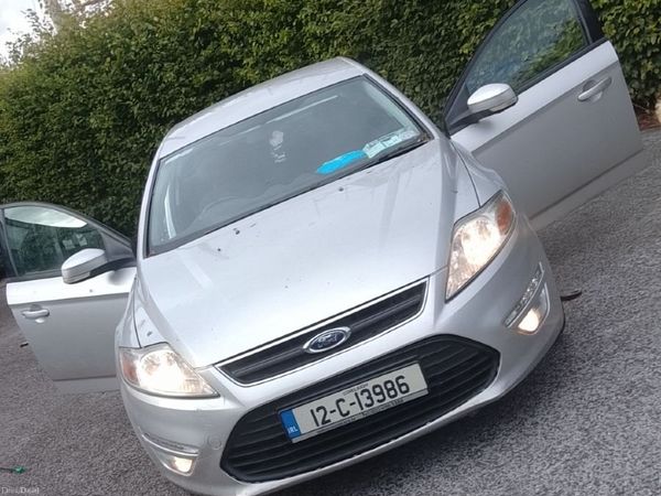 Ford Mondeo Hatchback, Diesel, 2012, Silver