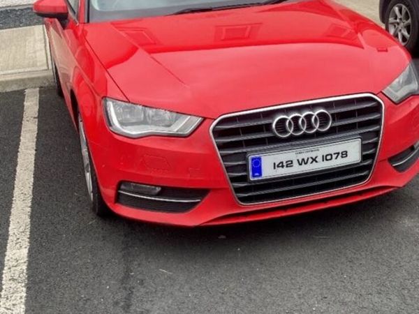 Audi A3 Hatchback, Diesel, 2014, Red