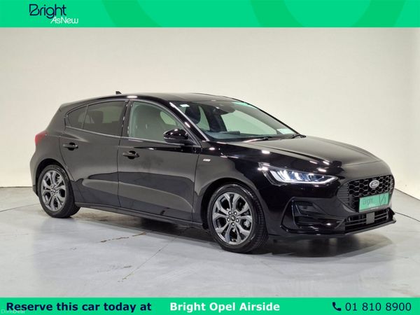 Ford Focus Hatchback, Petrol, 2024, Black