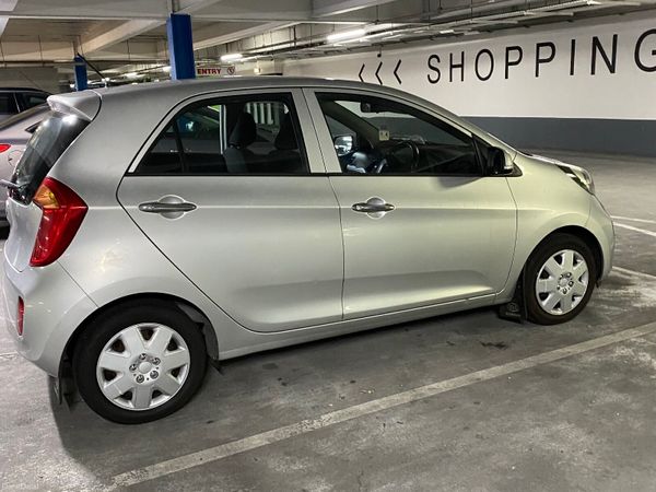 Kia Picanto Hatchback, Petrol, 2013, Silver