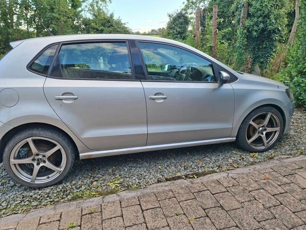 Volkswagen Polo Hatchback, Diesel, 2010, Silver