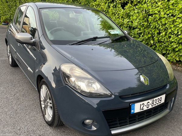 Renault Clio Hatchback, Petrol, 2012, Blue