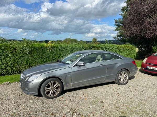 Mercedes-Benz E-Class Coupe, Diesel, 2012, Silver