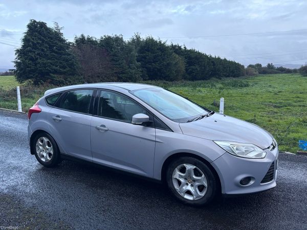 Ford Focus Hatchback, Diesel, 2012, Silver