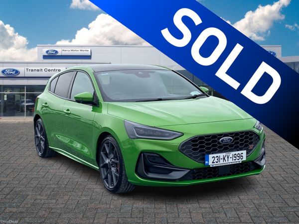 Ford Focus Hatchback, Petrol, 2023, Green