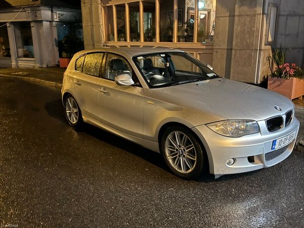 BMW 1-Series Hatchback, Diesel, 2010, Silver