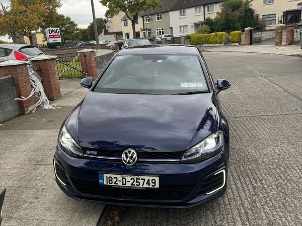 Volkswagen Golf Hatchback, Petrol Plug-in Hybrid, 2018, Blue