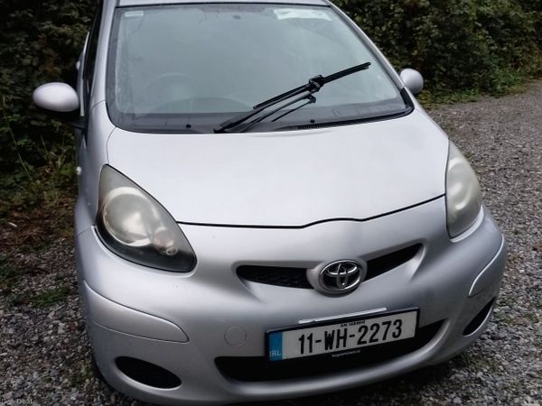Nissan Serena MPV, Petrol, 2015, Black