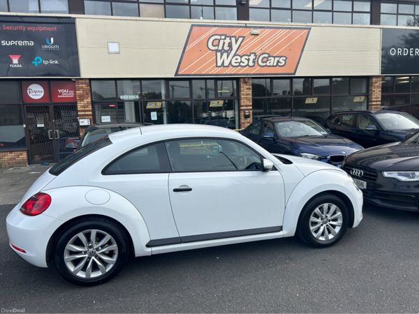 Volkswagen Beetle Hatchback, Petrol, 2014, White
