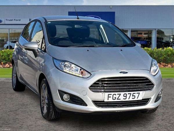 Ford Fiesta Hatchback, Petrol, 2017, Silver