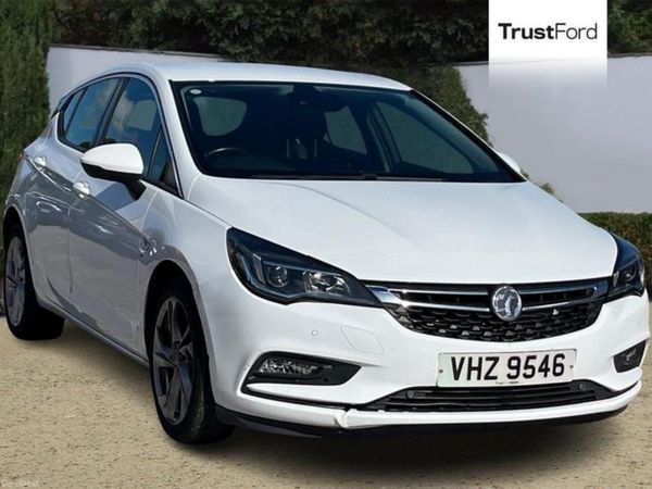 Vauxhall Astra Hatchback, Petrol, 2018, White