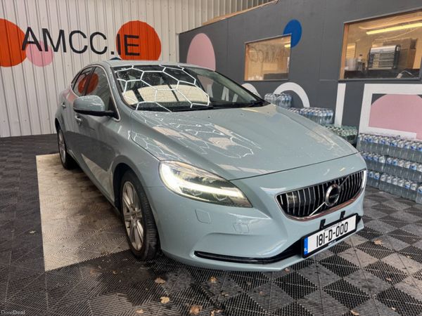 Volvo V40 Estate, Diesel, 2018, Blue