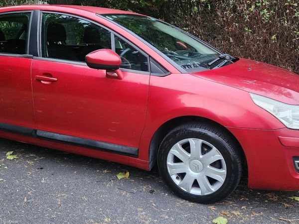 Citroen C4 Hatchback, Diesel, 2010, Red