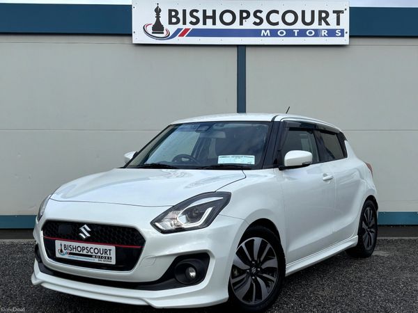 Suzuki Swift Hatchback, Petrol, 2017, White