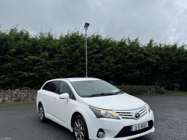 Toyota Avensis Estate, Diesel, 2012, White