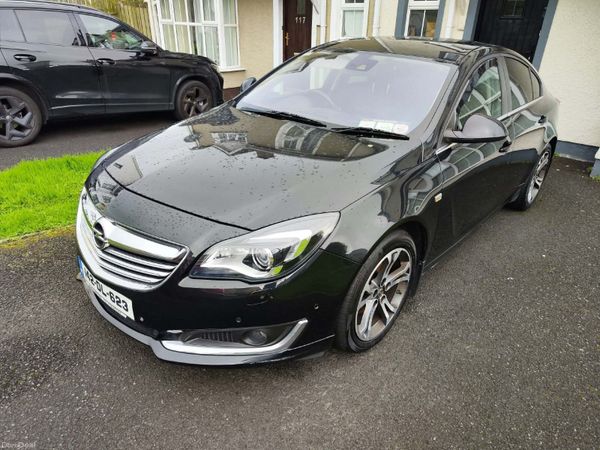 Opel Insignia Hatchback, Diesel, 2014, Black