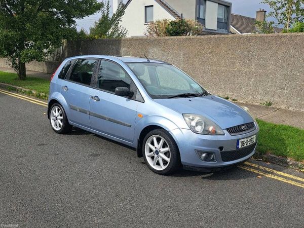 Ford Fiesta Hatchback, Petrol, 2006, Blue