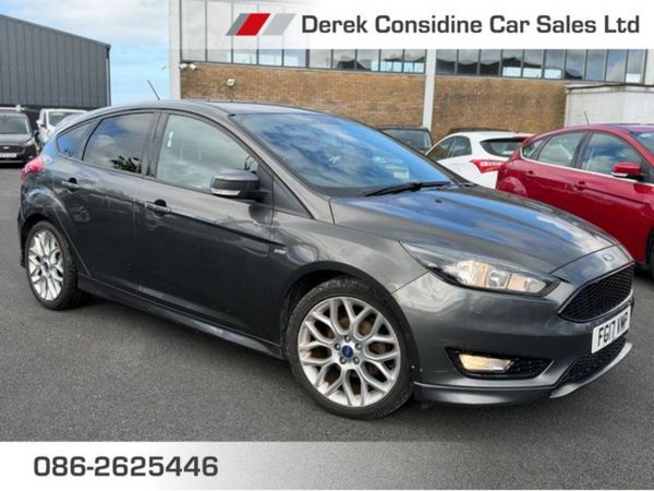Ford Focus Hatchback, Diesel, 2017, Grey