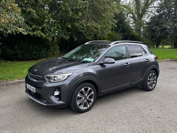 Kia Stonic Estate/Jeep, Petrol, 2017, Grey