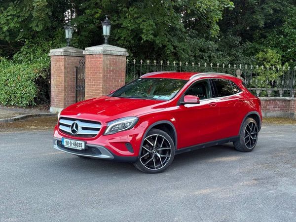 Mercedes-Benz GLA SUV, Diesel, 2015, Red